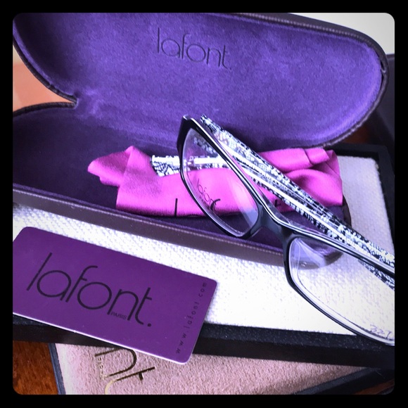 Lafont women’s glasses style Facile never owned